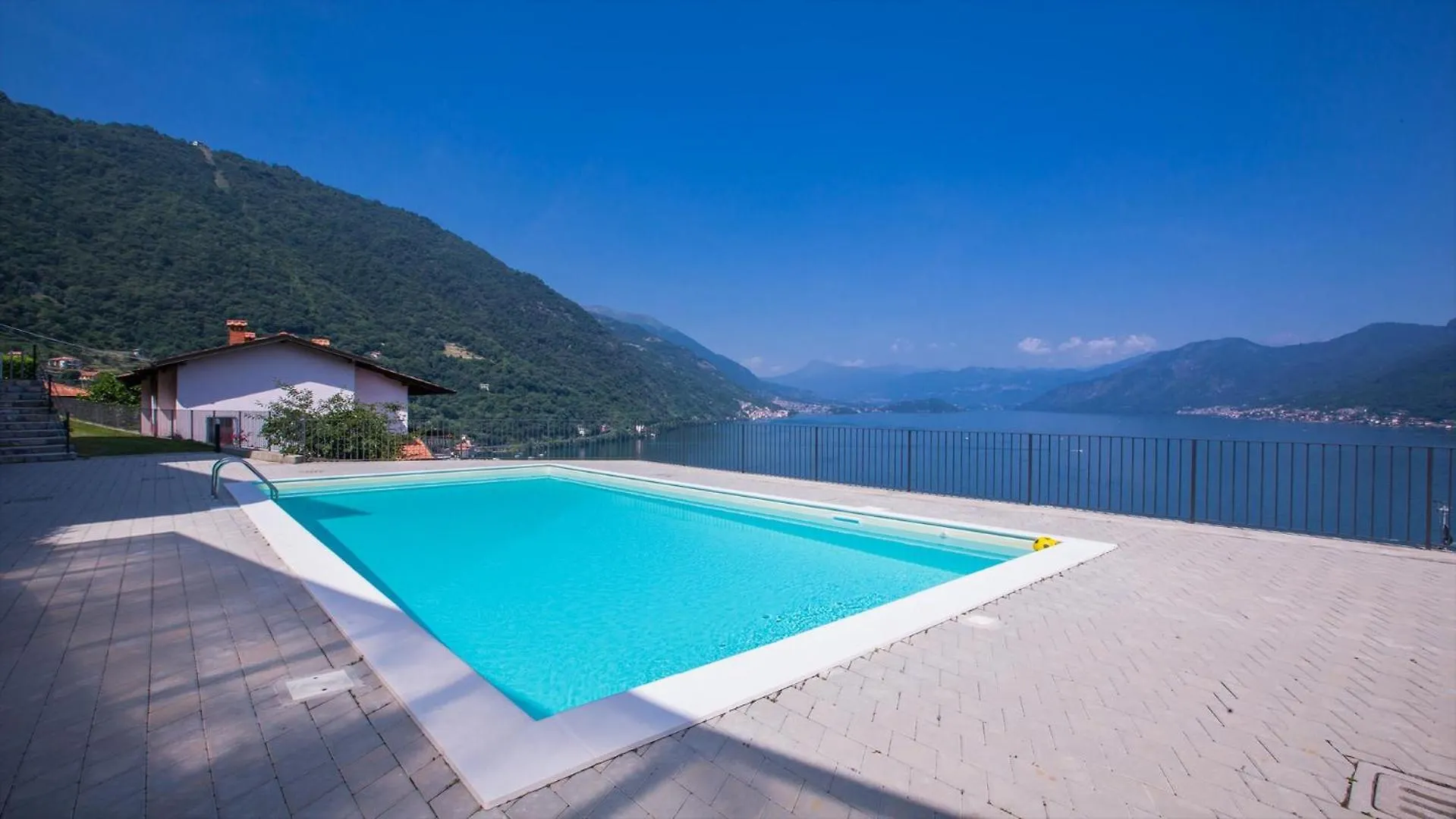 Residence Degli Oleandri 6A Italy